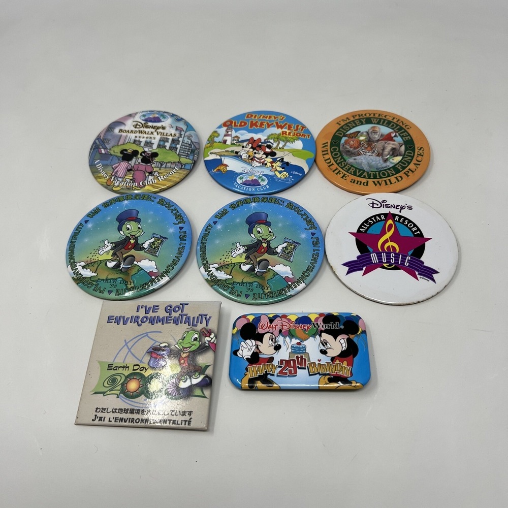 Vintage Disney World Collector‎ Pin Button Mickey Vacation Club Lot Of 8